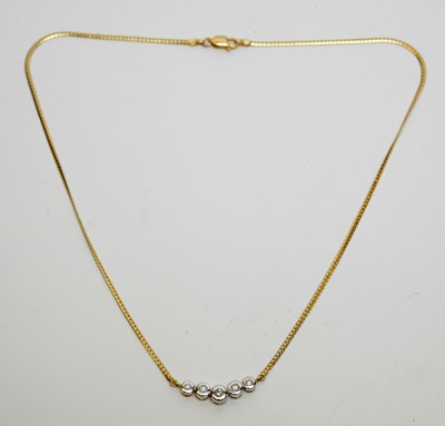 Lot 185 - Diamond necklace