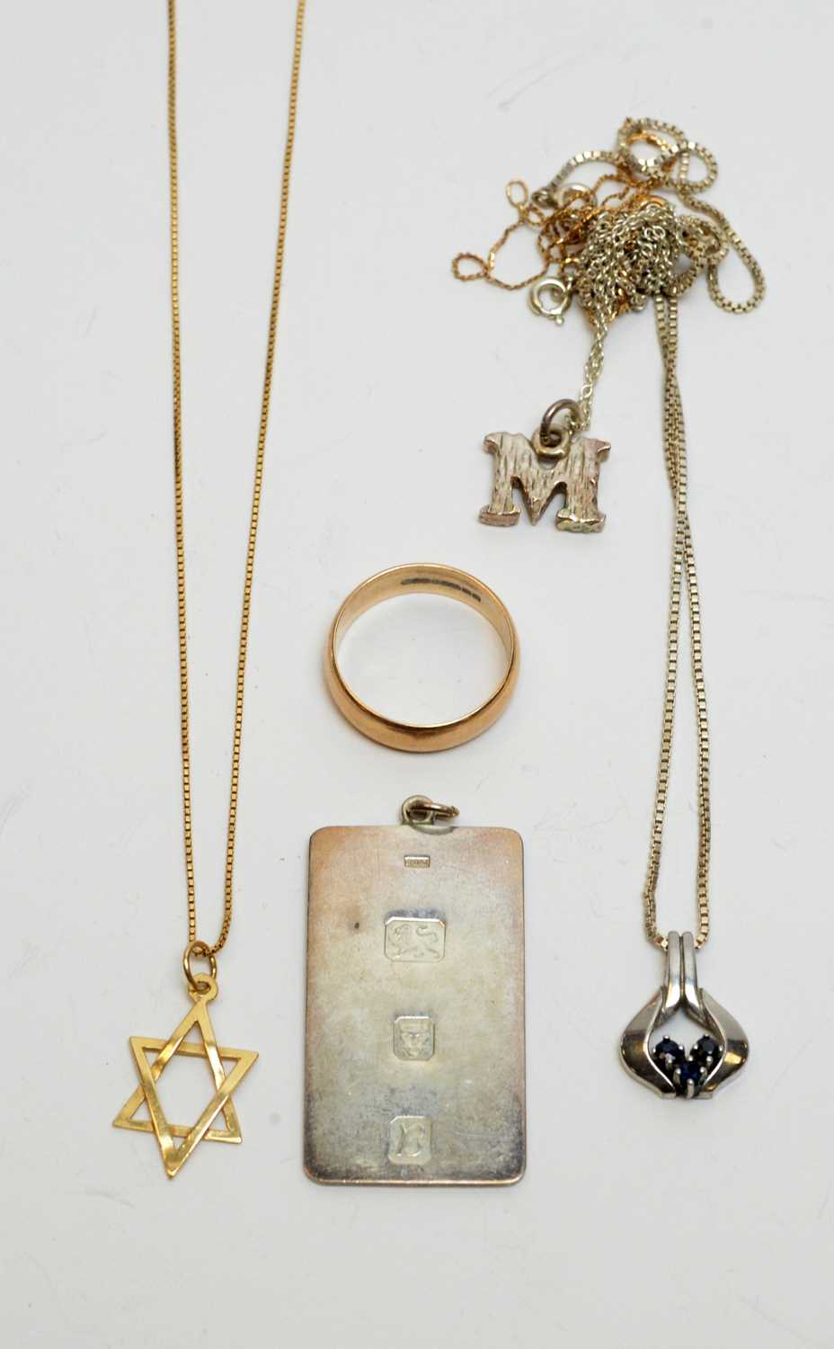 Lot 224 - Gold and silver jewellery