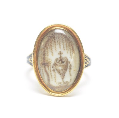 Lot 63 - 18th Century mourning ring