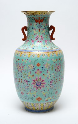 Lot 458 - Chinese vase