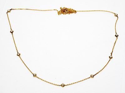 Lot 94 - Diamond necklace
