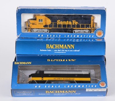 Lot 99 - Five Bachmann HO-gauge model locomotives
