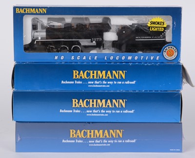 Lot 116 - Four Bachmann HO-gauge model steam locomotives and tenders