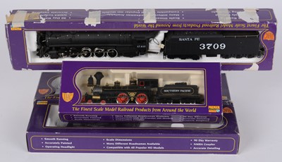 Lot 143 - Five IHC HO-gauge model steam locomotive and tenders