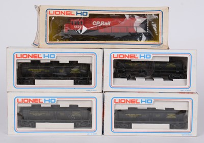 Lot 155 - Lionel HO-gauge model railway