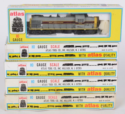 Lot 167 - Five Atlas HO-gauge diesel electric locomotives