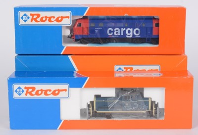 Lot 220 - Three Roco HO-gauge model steam locomotives and tenders