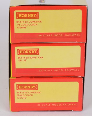 Lot 275 - Hornby 00-gauge The Northumbrian Coaches