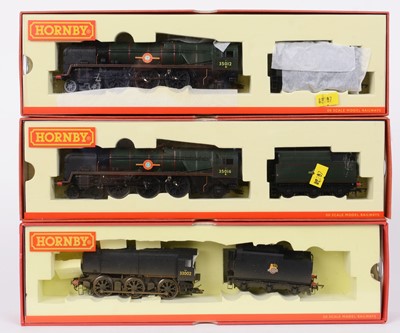 Lot 279 - Three Hornby 00-gauge steam locomotives and tenders
