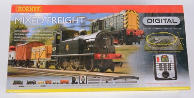 Lot 288 - Hornby 00-gauge mixed freight digital train set