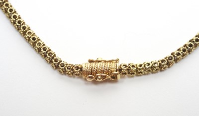 Lot 11 - A 14ct yellow gold necklace
