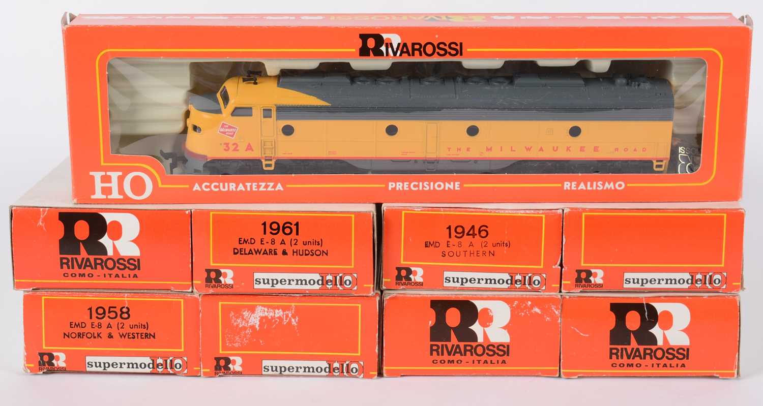Lot 47 - Rivarossi HO-gauge American EMD E-8 locomotive pairs, and other items.