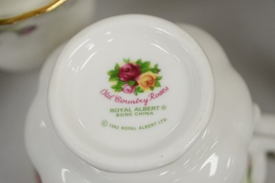 Lot 361 - A Royal Albert 'Old Country Roses' tea, coffee and dinner service