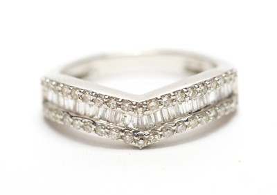 Lot 53 - Diamond dress ring