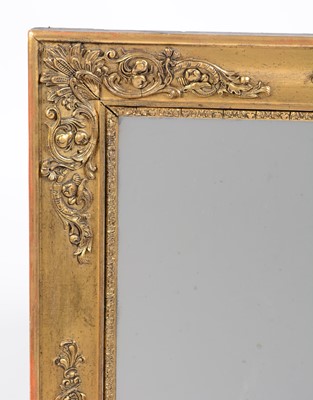 Lot 572 - Early 20th Century gilt wall mirror