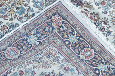 Lot 417 - Antique Farahan rug