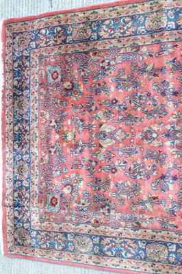 Lot 423 - Sarough rug