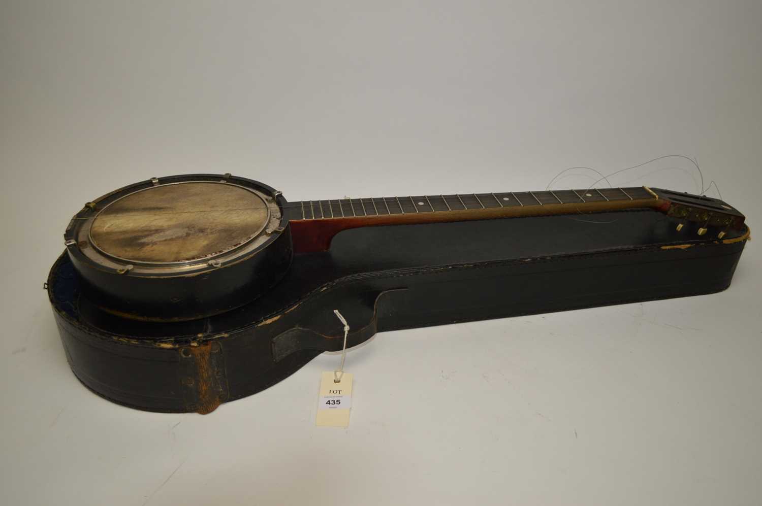 Lot 435 - A violin and a banjolale