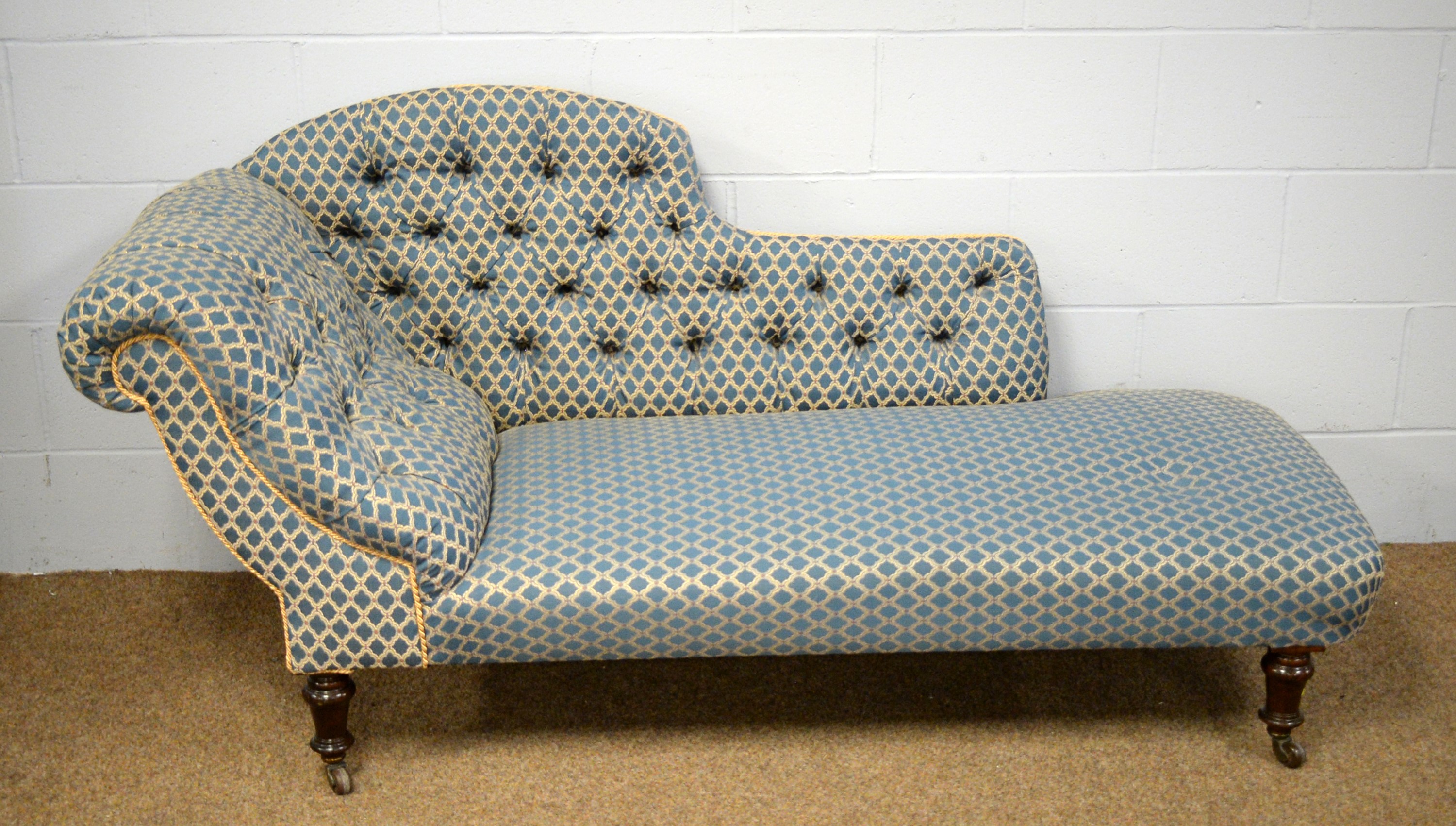 Lot 87 A late Victorian chaise longue.