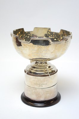 Lot 72 - A George V silver golf trophy.