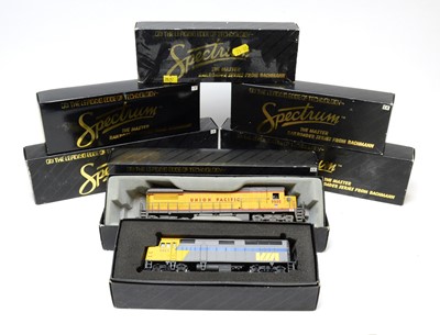 Lot 622 - Eight boxed Bachmann Spectrum Series HO-gauge trains.
