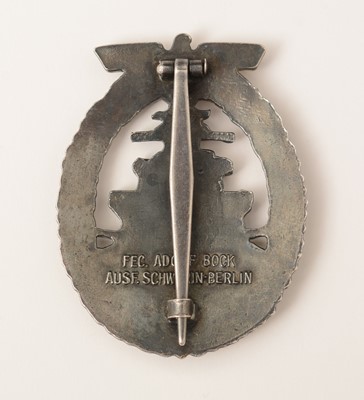 Lot 1110 - WWII Kriegsmarine High Seas Fleet badge