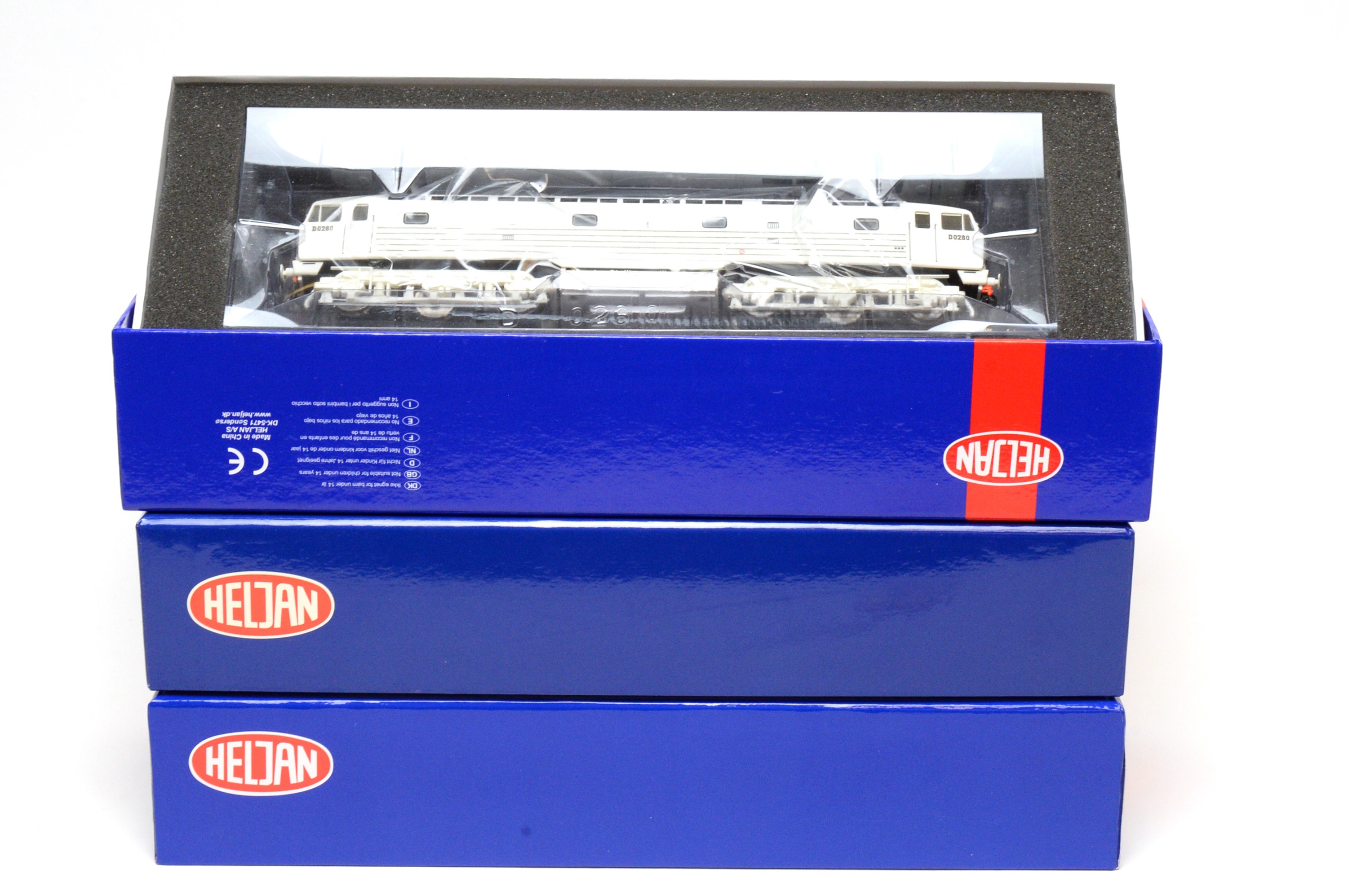 HELJAN OOゲージ　鉄道模型　英国 4005 D0260 'LION' Heljan 4005 | BRCW D0260 