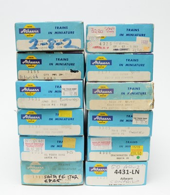 Lot 661 - Twelve boxed Athearn HO-gauge boxed trains.