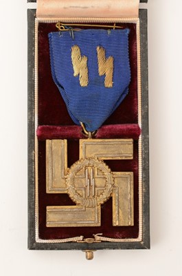 Lot 1133 - WWII SS Long Service award in original box