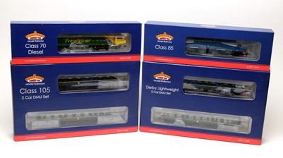 Lot 675 - Bachmann 00-gauge Branchline Model Railways boxed trains and carriages.