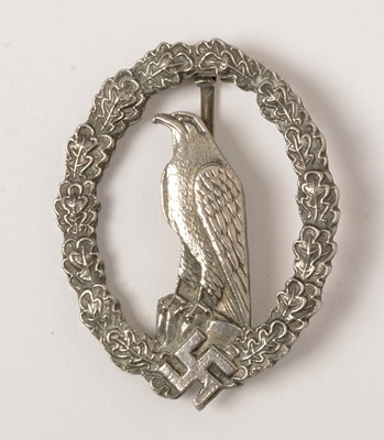 Lot 1138 - WWII Luftwaffe Flyers Commemorative badge