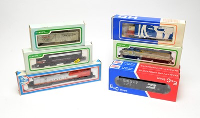 Lot 700 - Nine boxed HO-gauge railway rolling stock and trains.