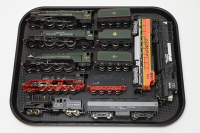 Lot 726 - Seven 00/HO-gauge unboxed trains and tenders.