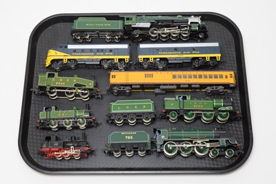 Lot 736 - Eight unboxed trains and tenders.