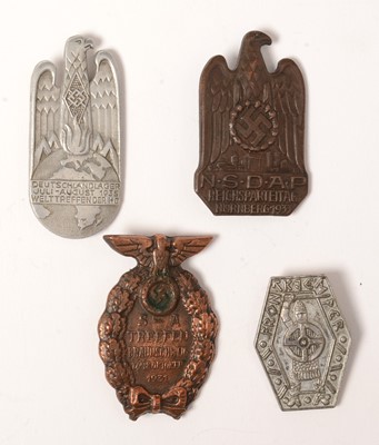 Lot 1051 - Collection of WWII style Rally badges