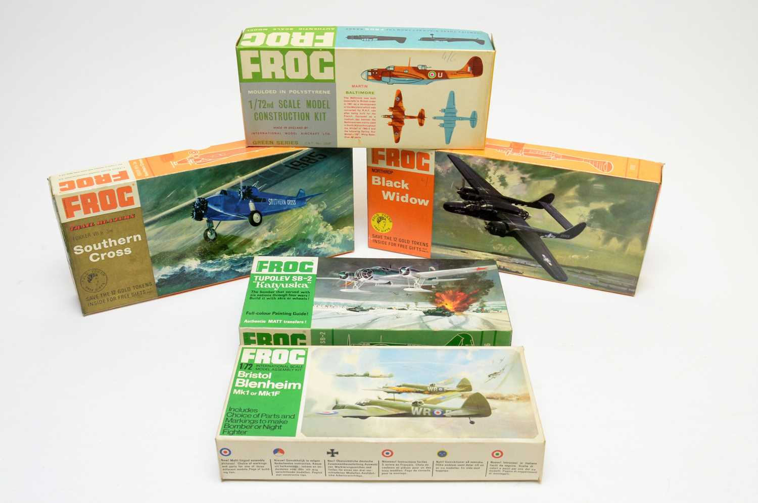 Lot 809 - Five boxed Frog model construction kits.