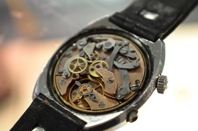 Lot 284 - A Omega Chronostop wristwatch.