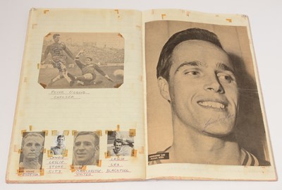 Lot 1250 - Football players autographs from the 1960s