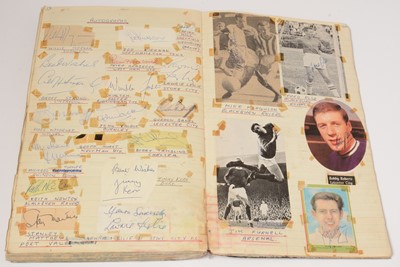 Lot 1238 - Football players autographs from the 1960s