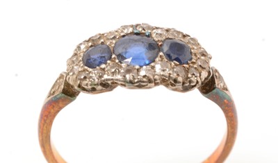 Lot 83 - A Victorian sapphire and diamond ring