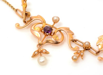 Lot 84 - An Edwardian amethyst and pearl necklace