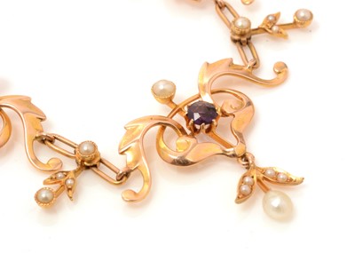Lot 84 - An Edwardian amethyst and pearl necklace