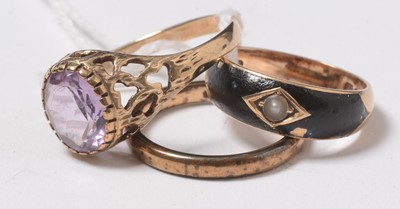 Lot 268 - A Victorian 18ct gold mourning ring, together with two further gold rings.