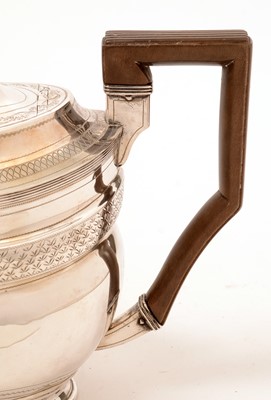 Lot 185 - A George III silver teapot, by Thomas Watson, Newcastle