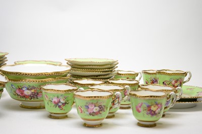 Lot 334 - A Chamberlain and Co Worcester Tea service