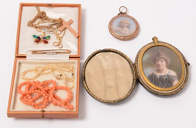 Lot 200 - Antique and later jewellery.