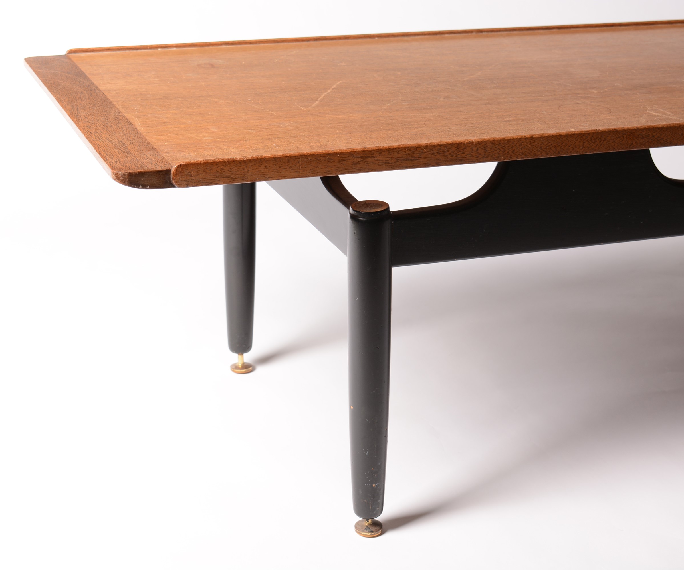 Lot 62 GPlan E Gomme a tola and black 'Librenza