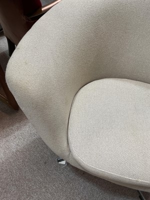 Lot 61 - A mid 20th Century moulded foam swivel armchair.