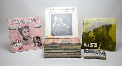 Lot 453 - Jazz LPs and singles.
