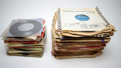 Lot 457 - A collection of 78s and 45s